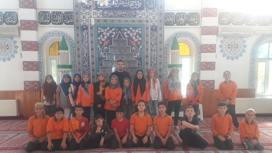 ÇEDES Projesi Kapsamında Öğrencilerimizle Cami Ziyareti Yapıldı